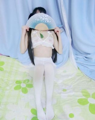 国产精品日韩专区第一页_详情介绍影视大全在线观看